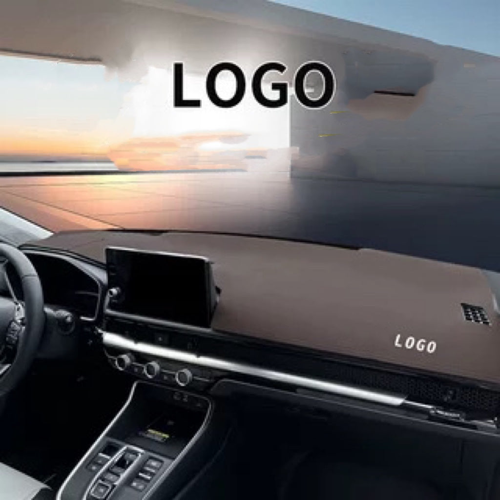 🔥Angepasst mit LOGO nach dem Automodell🔥Zentralkonsole Armaturenbrett Sonnenblende Pad (geeignet für alle SUV und Limousine Modelle)