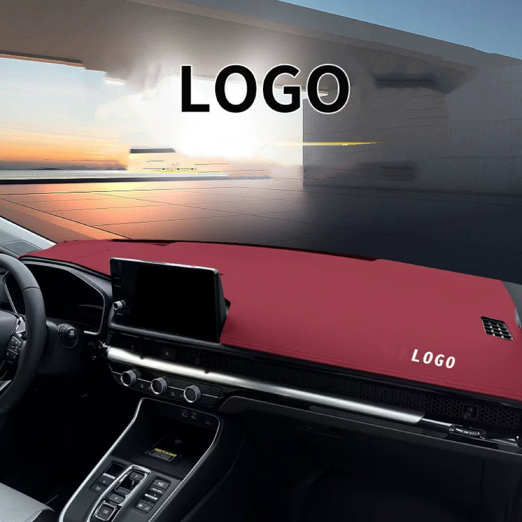 🔥Angepasst mit LOGO nach dem Automodell🔥Zentralkonsole Armaturenbrett Sonnenblende Pad (geeignet für alle SUV und Limousine Modelle)